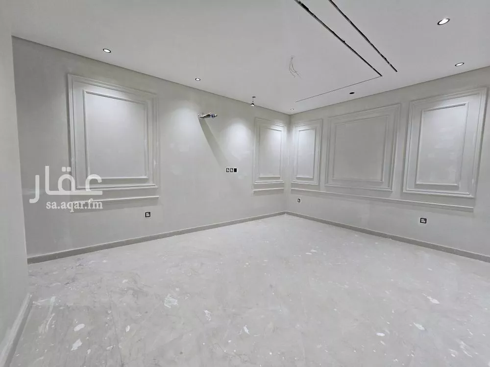 شقة 4 غرف في النزهة 2