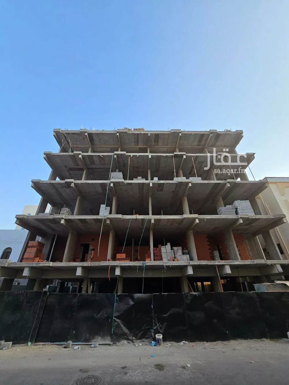 شقة 4 غرف في النزهة 5