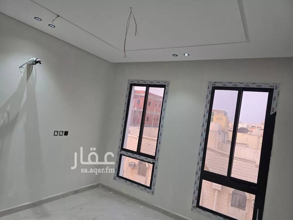 شقة 5 غرف في النزهة 3