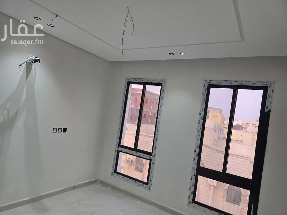 5 bedroom apartment in Al Nuzhah 4