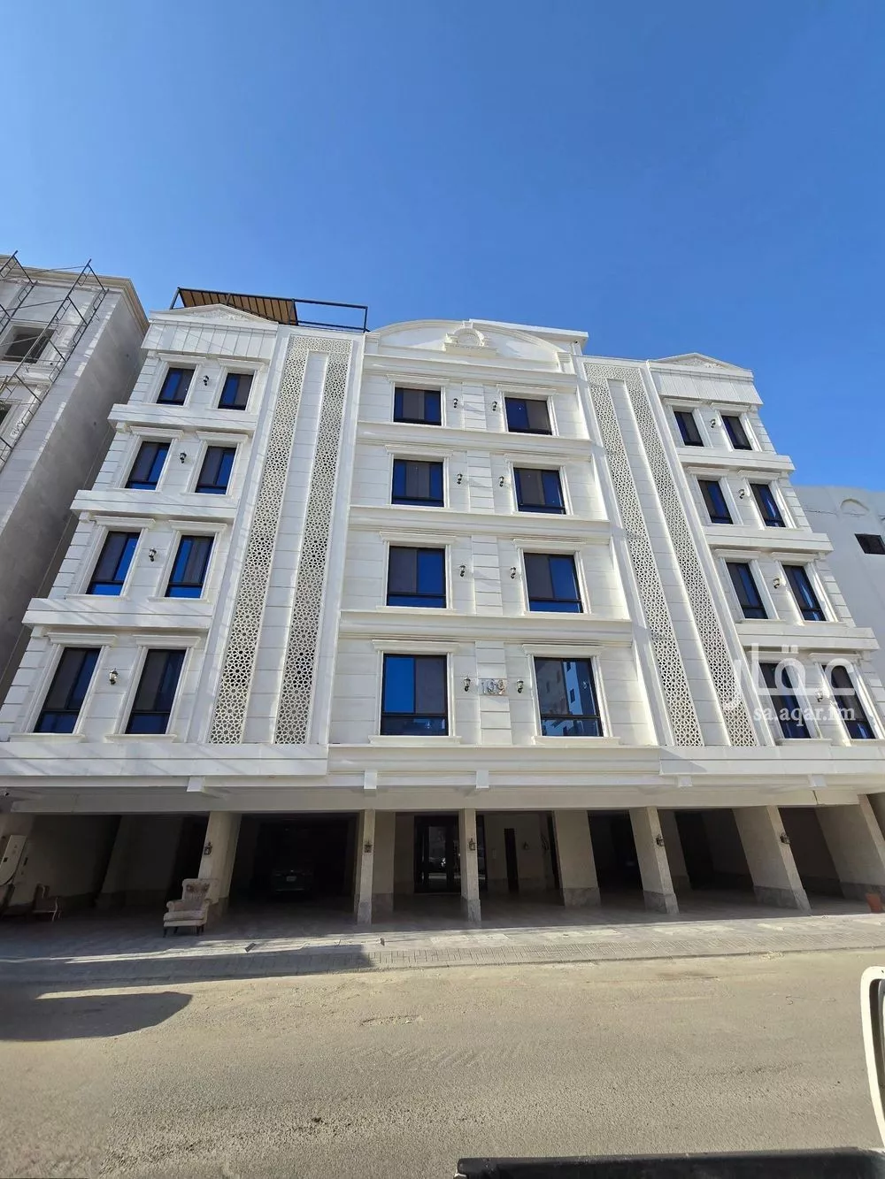 شقة 5 غرف في النزهة 1