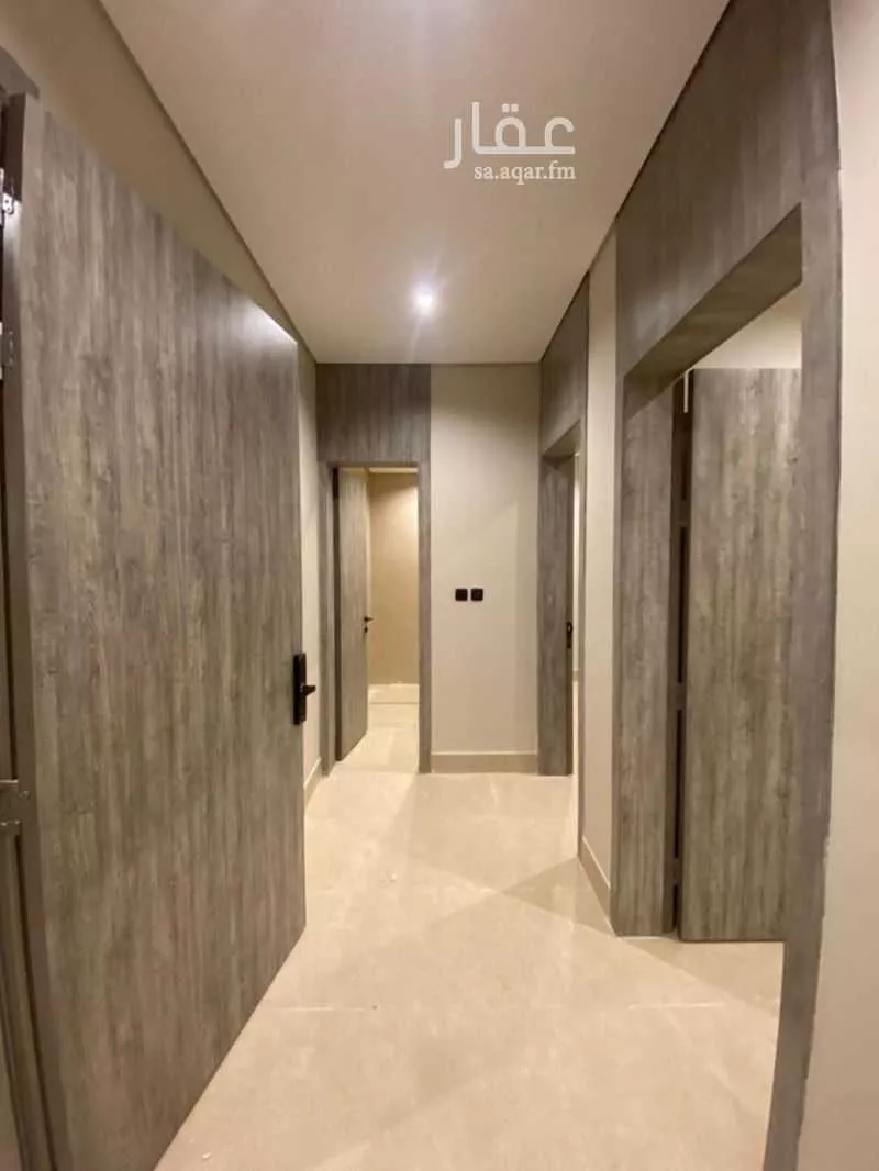 شقة 5 غرف في الحمرا 3