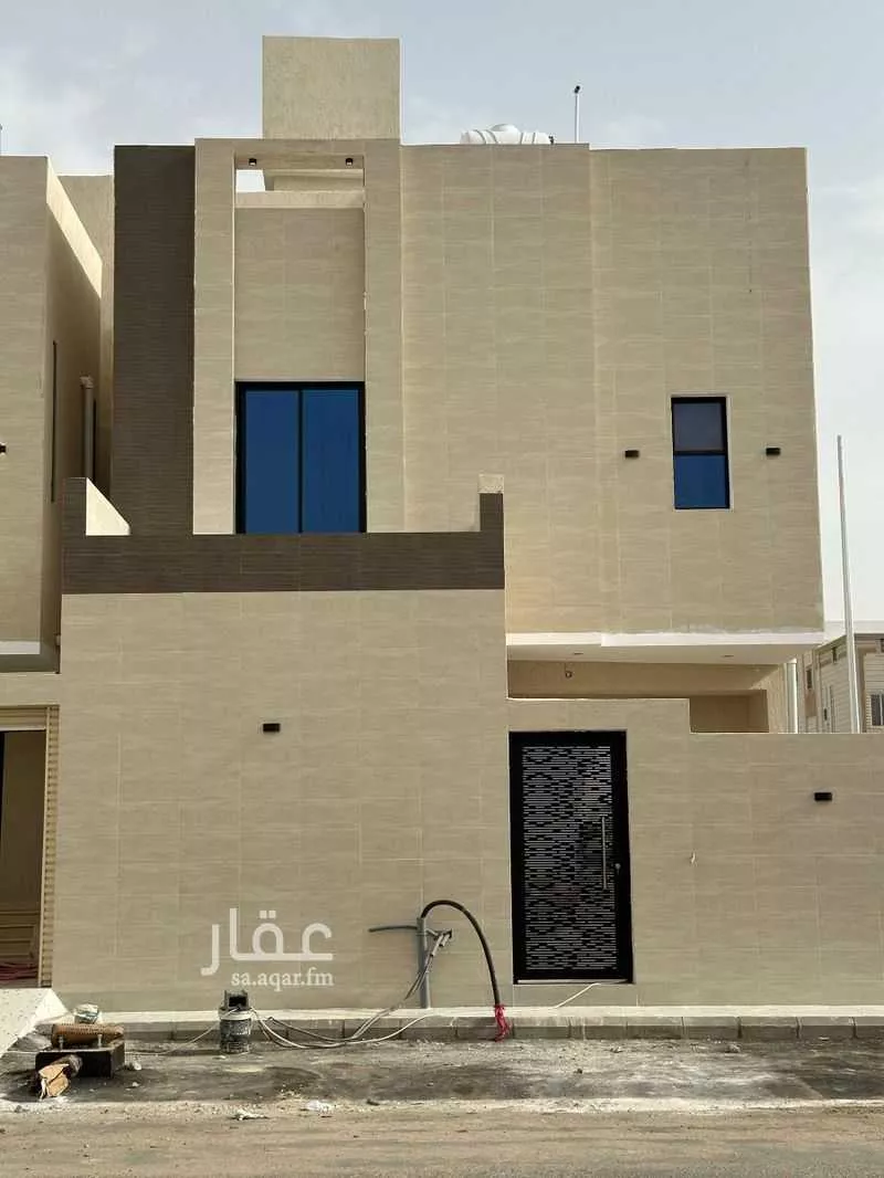 فيلا 6 غرف في الملك فهد 1