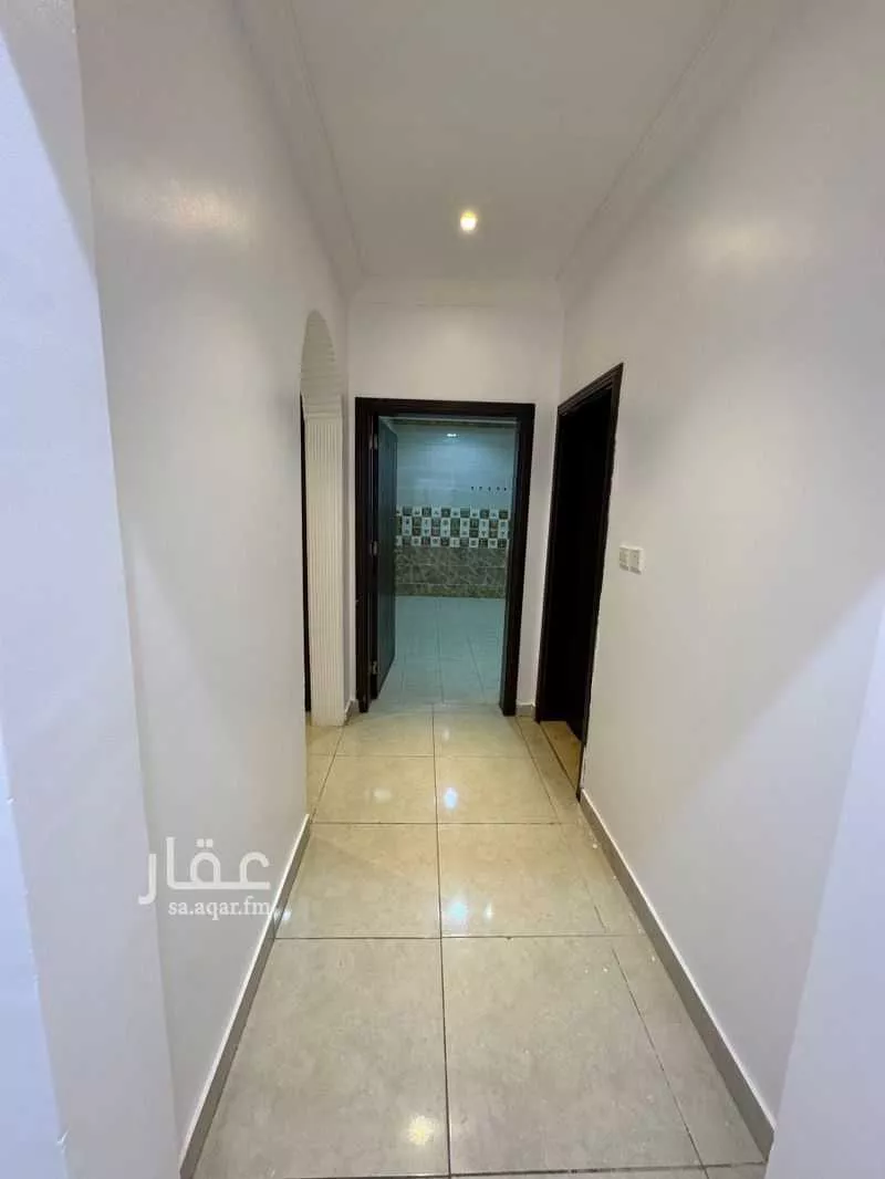 شقة 4 غرف في الصالحية 5