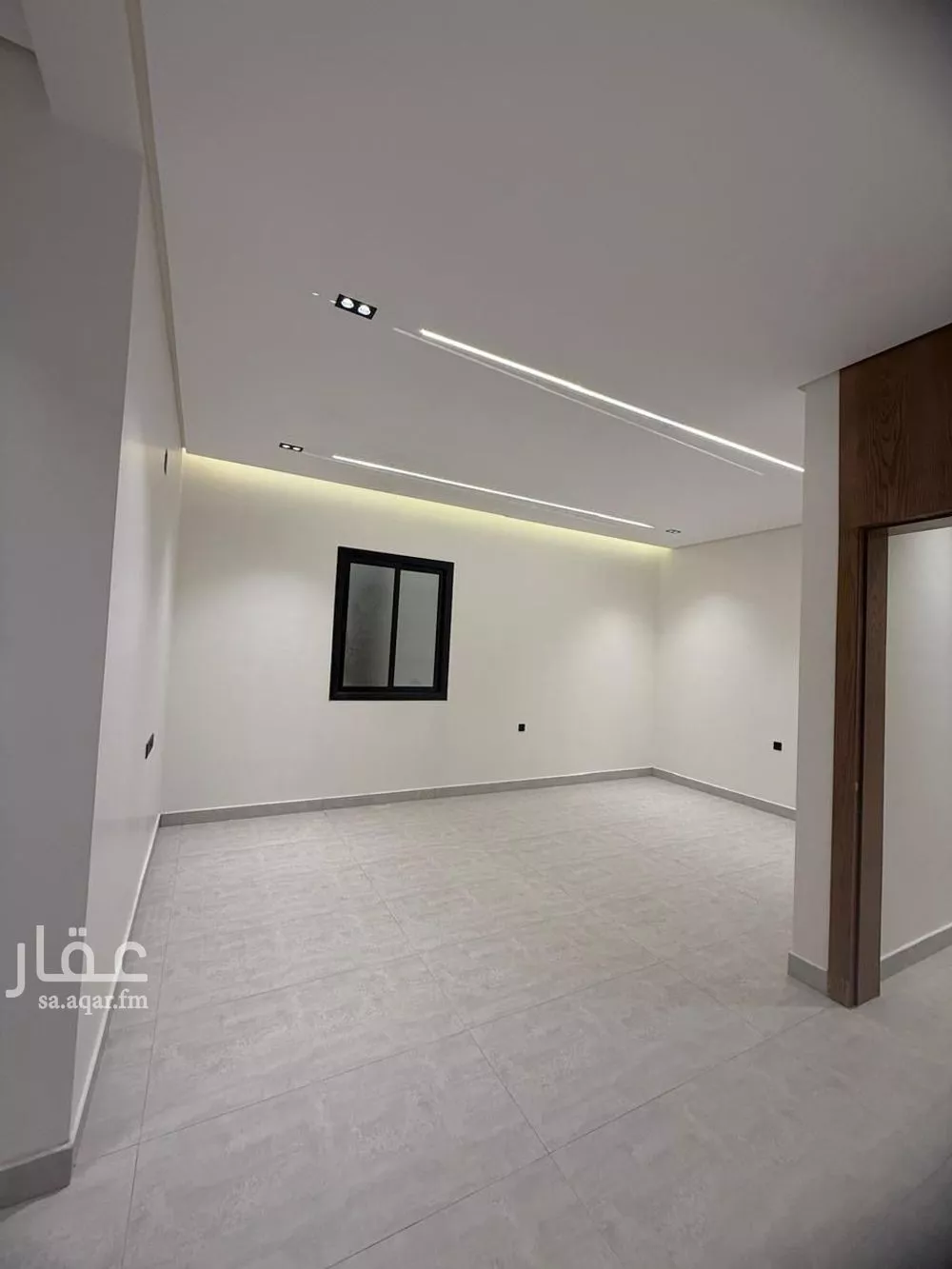 3 bedroom floor in As Suwaidi 4