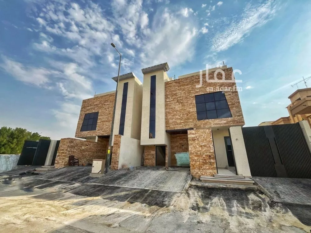 3 bedroom floor in Badr