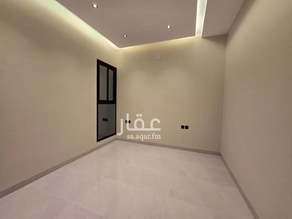 3 bedroom floor in As Suwaidi Al Gharabi 4