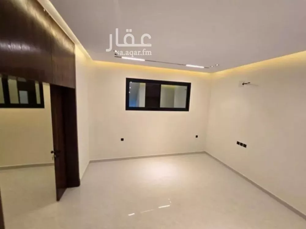 فيلا 5 غرف في عكاظ 2