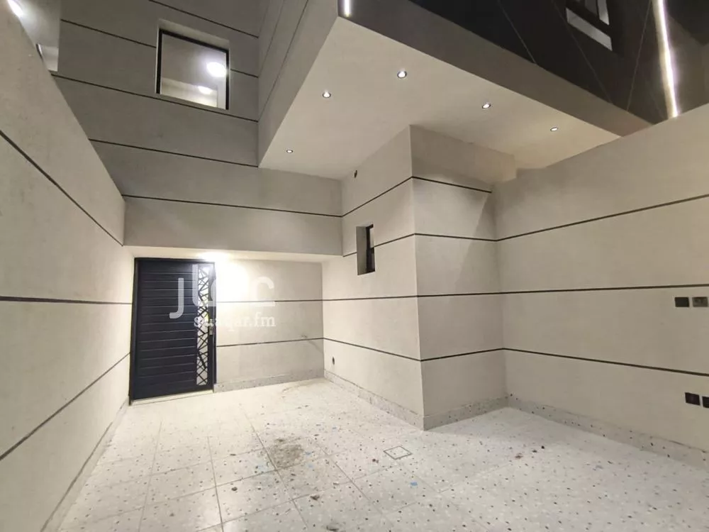 3 bedroom floor in Tuwaiq 3