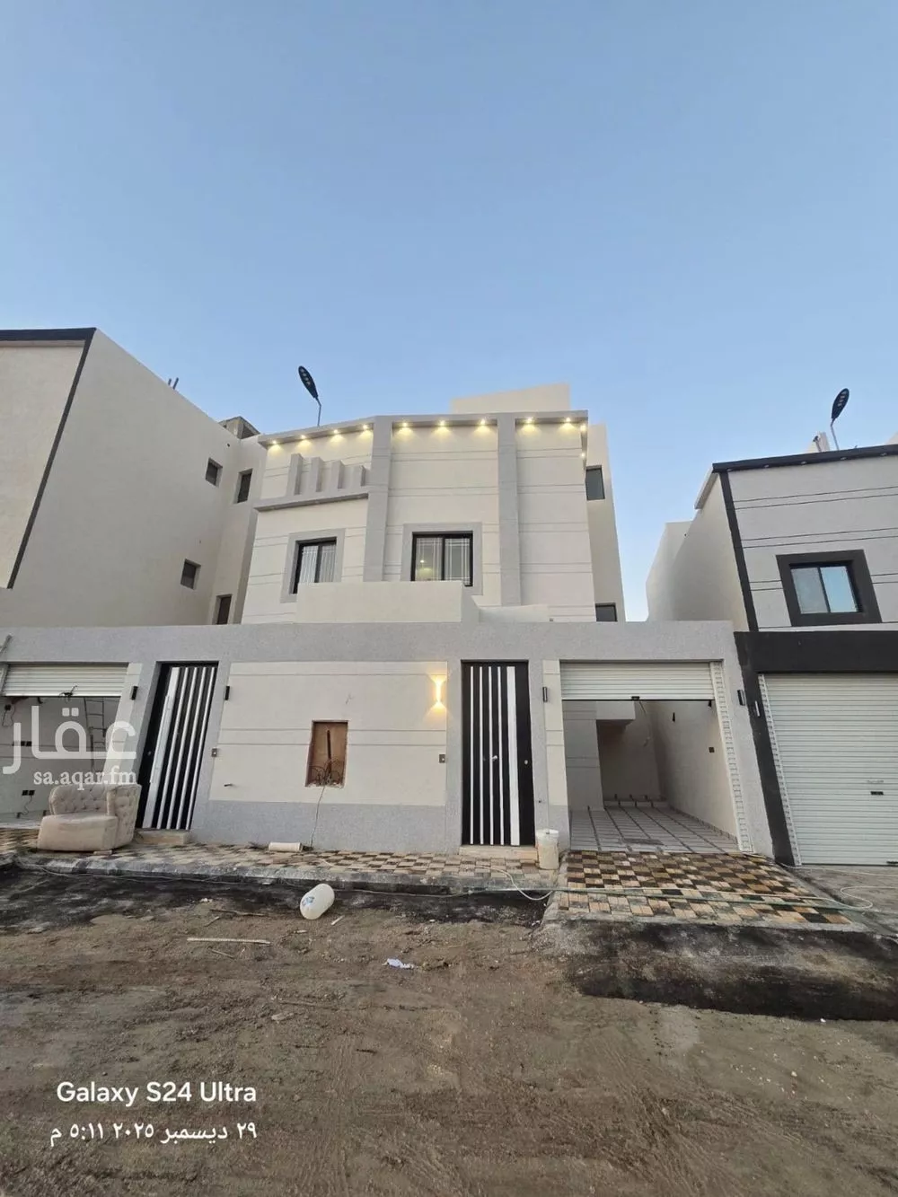 5 bedroom floor in Badr