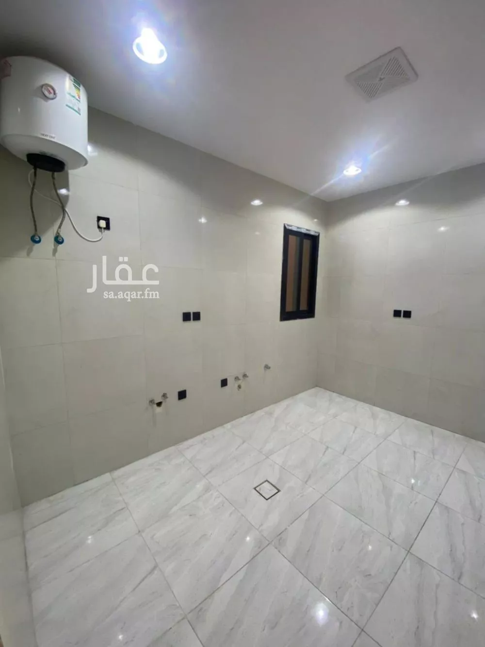 3 bedroom floor in Okaz 5