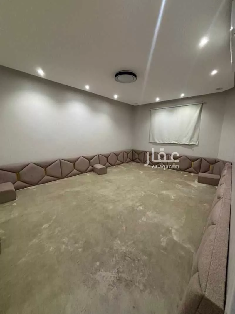 6 bedroom villa in Al Rawdah 5