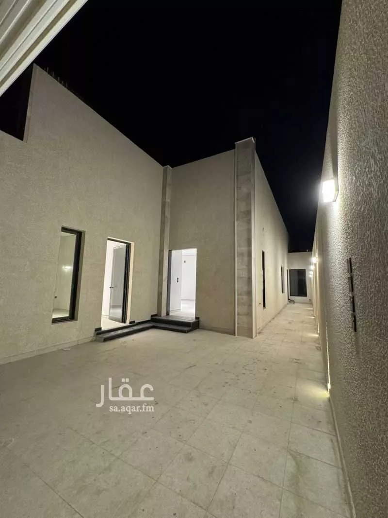 5 bedroom floor in Dahiat Namar 2