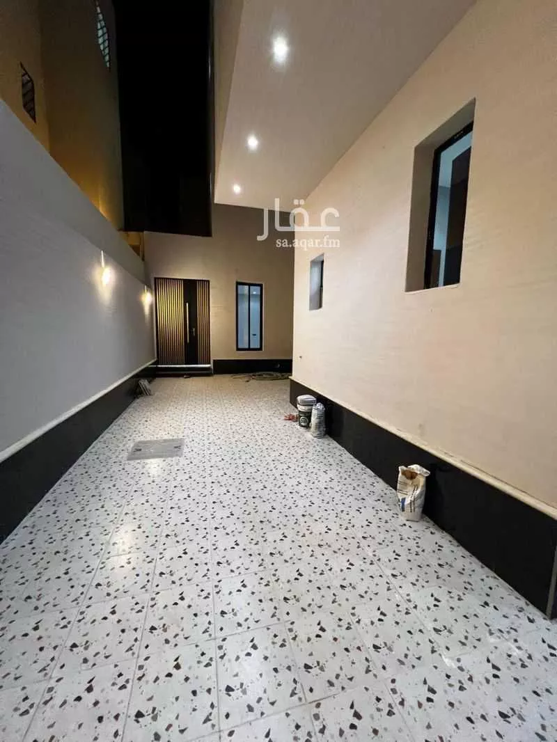 فيلا 5 غرف في ظهرة لبن 4