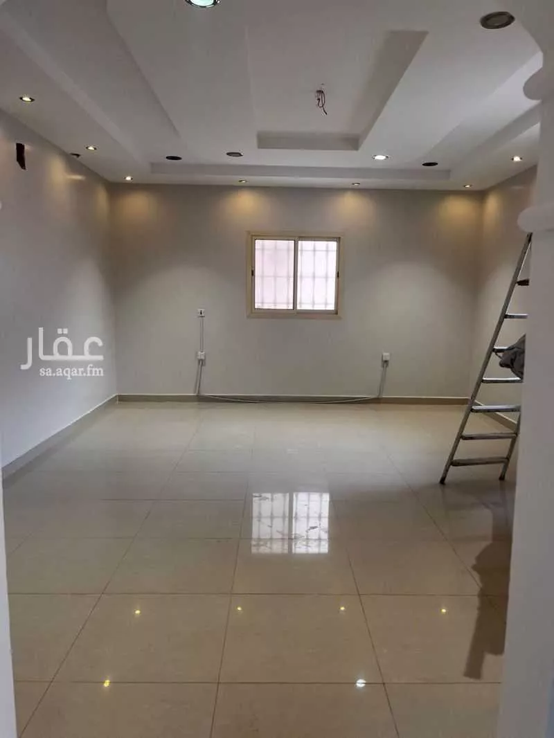 7 bedroom villa in Dhahrat Namar, Riyadh 15