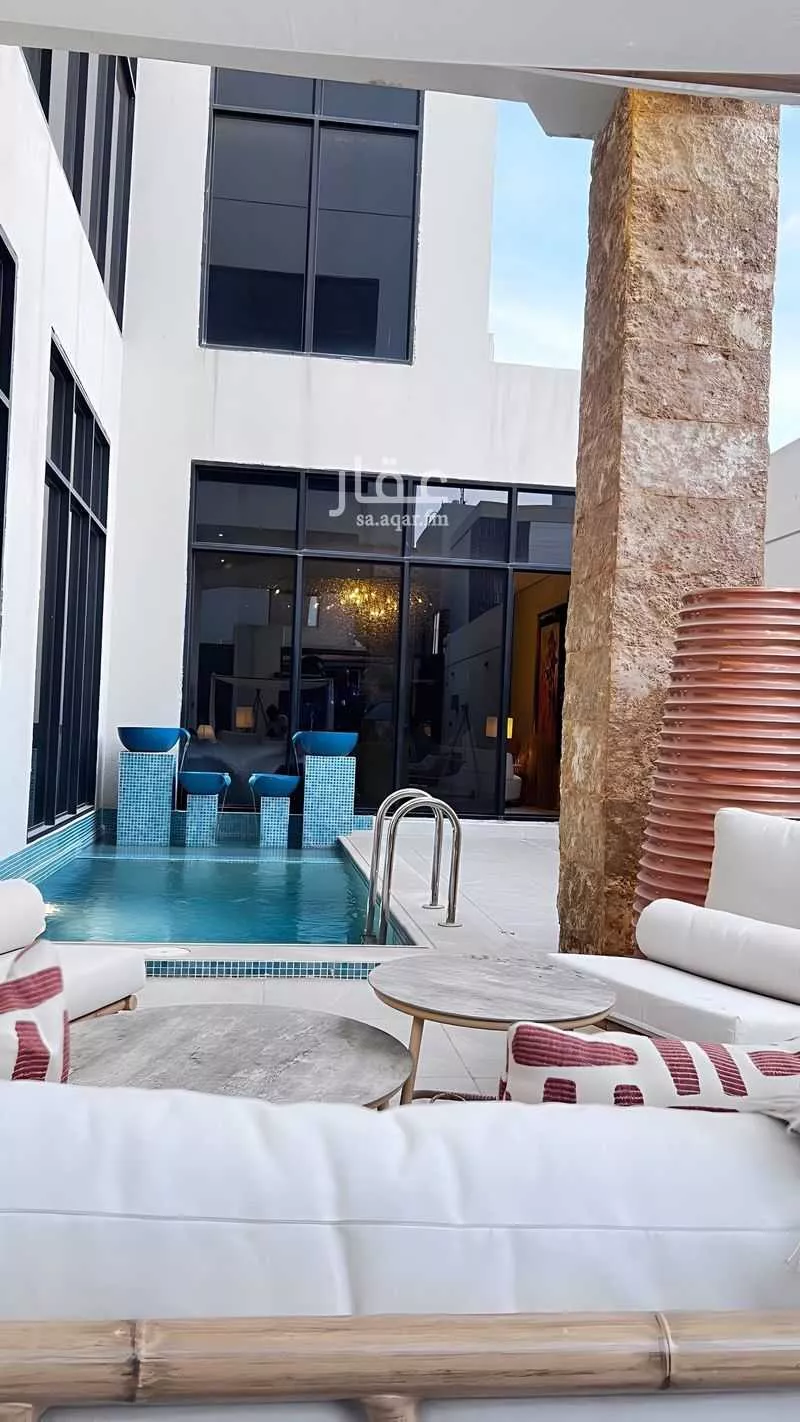 6 bedroom villa in Al Aridh 5