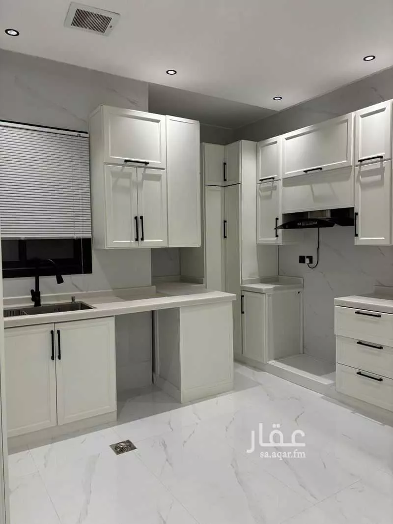 شقة 4 غرف في السعادة 4