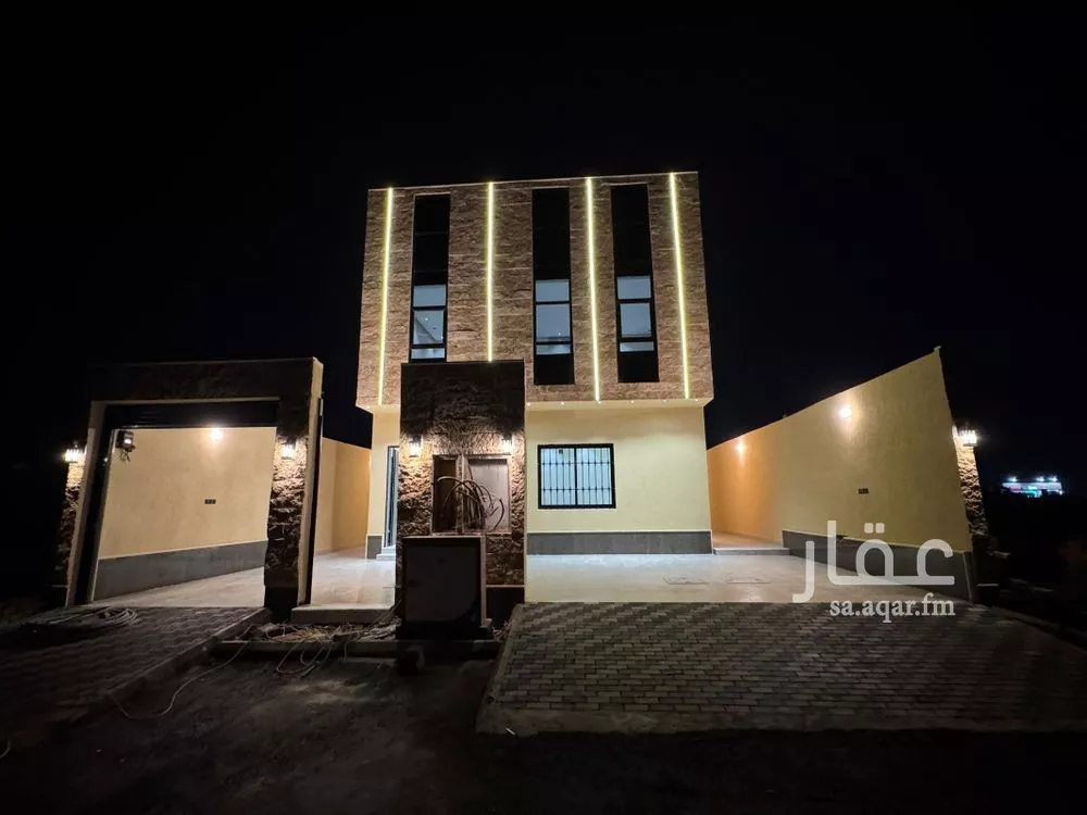 3 bedroom floor in Dahiat Namar