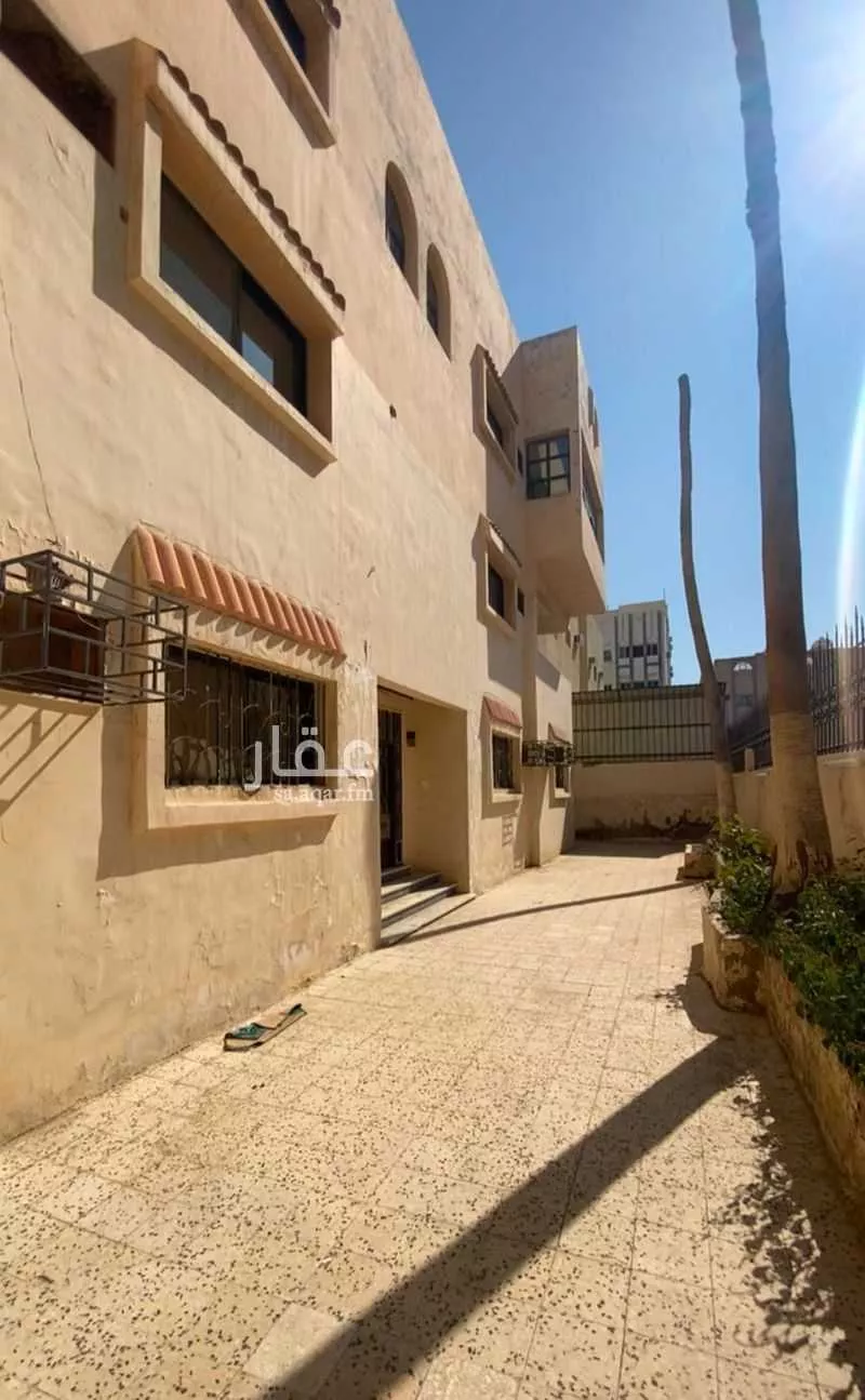 عمارة 625 م² في الجامعة 2