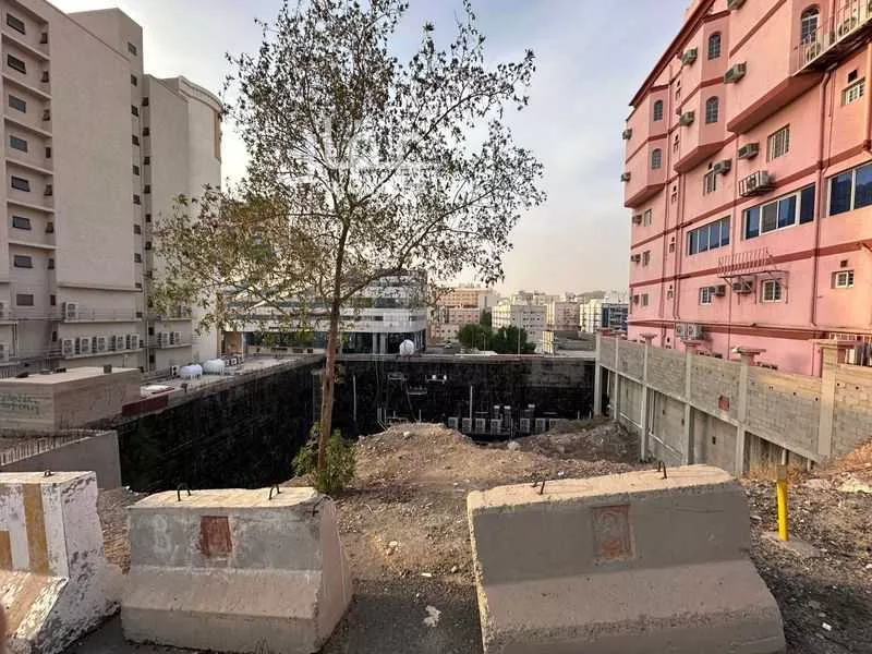 أرض 737 م² في الرصيفة 2
