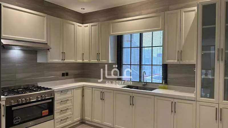 5 bedroom floor in Al Munsiyah 5