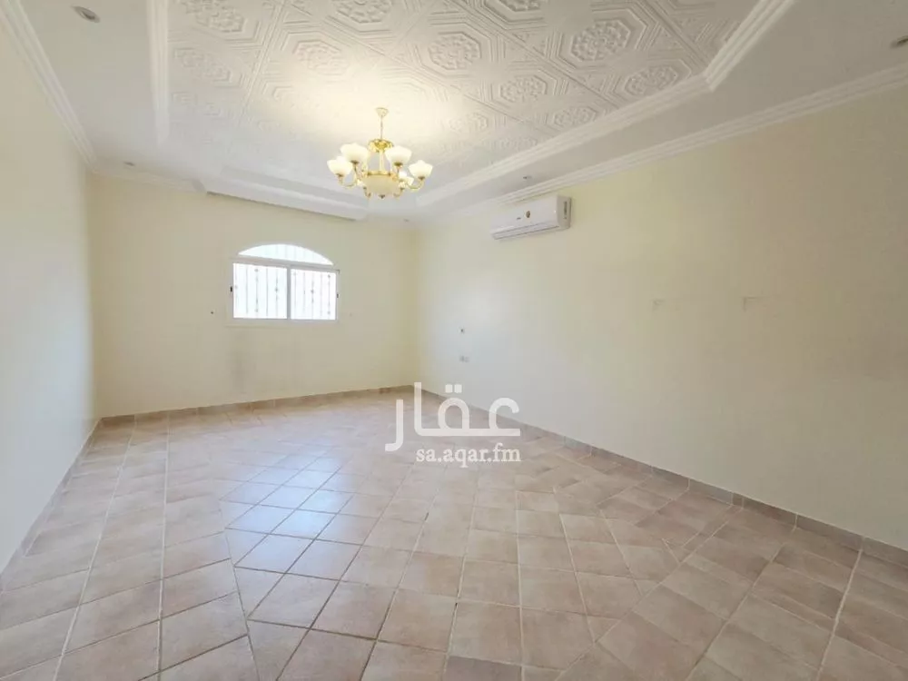 4 bedroom villa in An Nafal, Riyadh 22