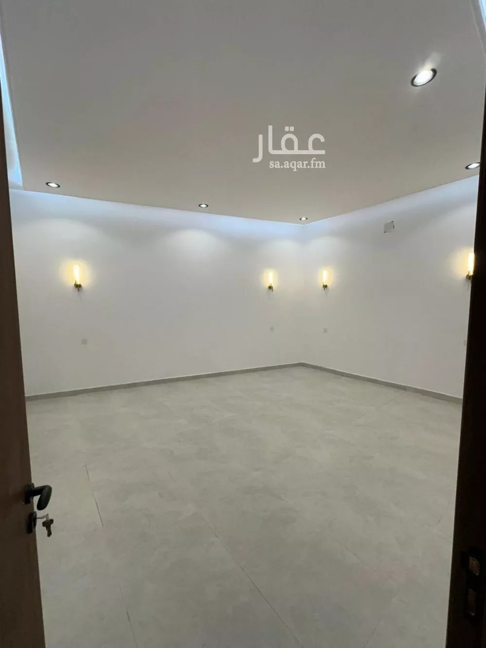 شقة 9 غرف في طيبة 2