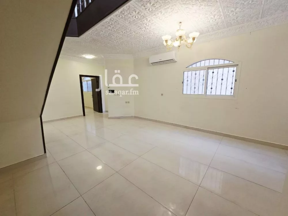 4 bedroom villa in An Nafal, Riyadh 7