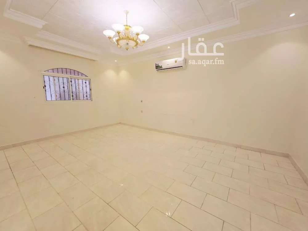 4 bedroom villa in An Nafal, Riyadh 14
