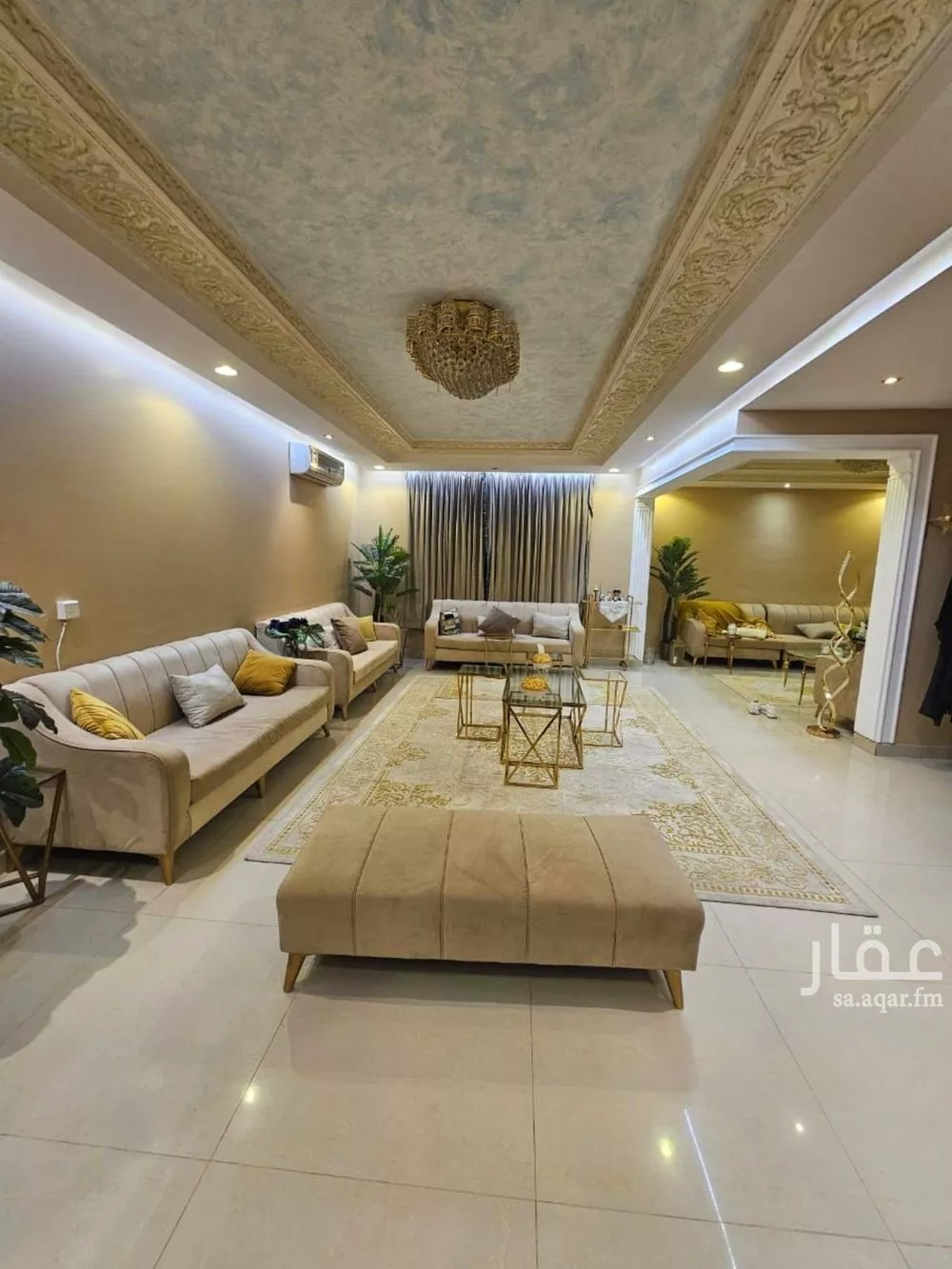 فيلا 8 غرف في الياسمين 2