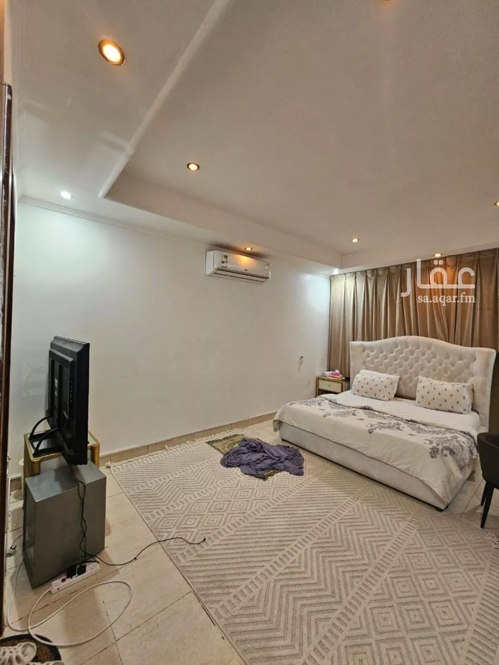 فيلا 8 غرف في الياسمين 5