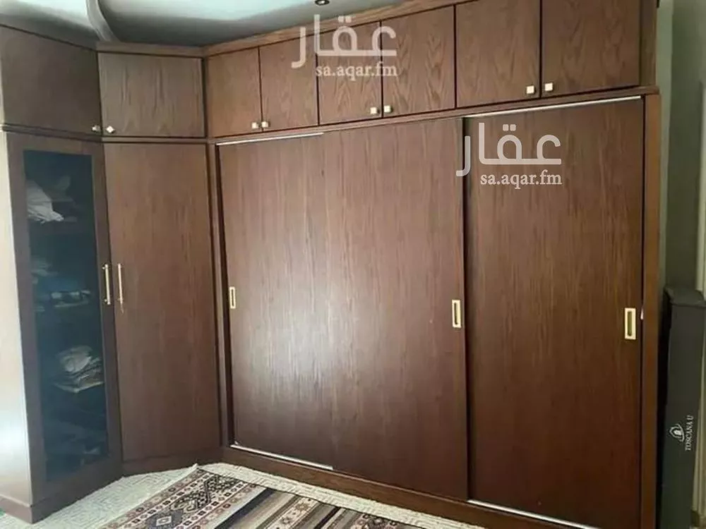 فيلا 5 غرف في عرقة 3