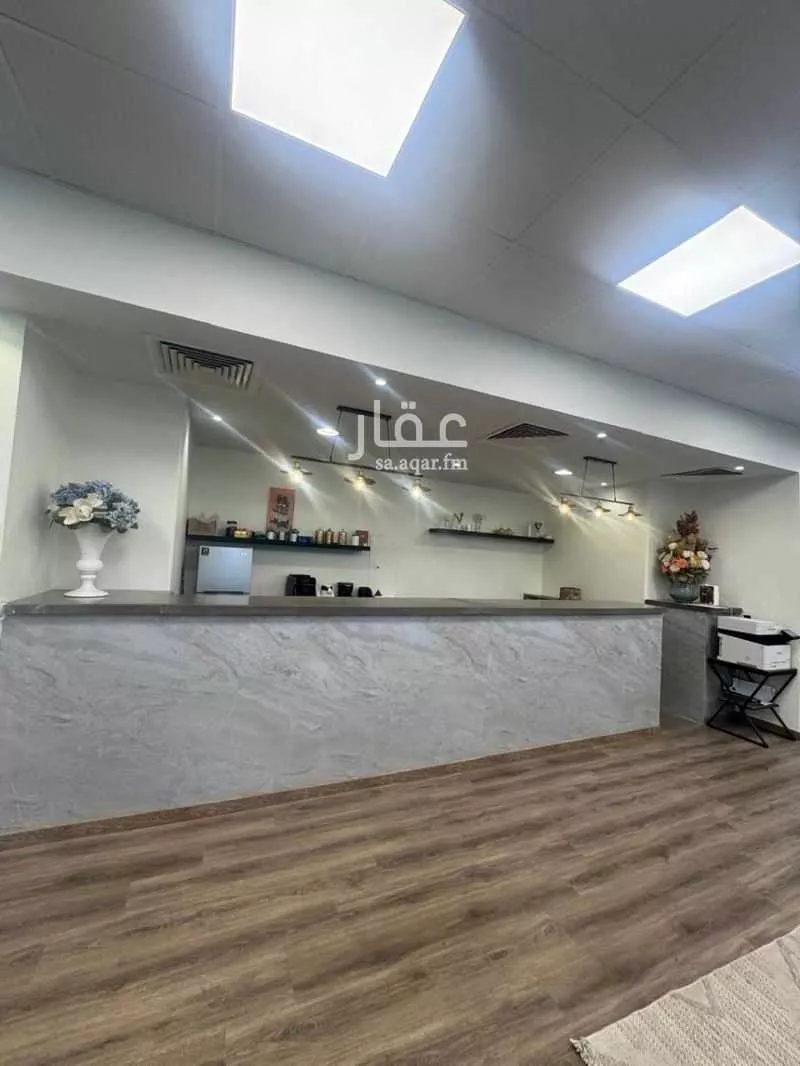 24 bedroom office in Al Faisaliyyah, Jeddah 7