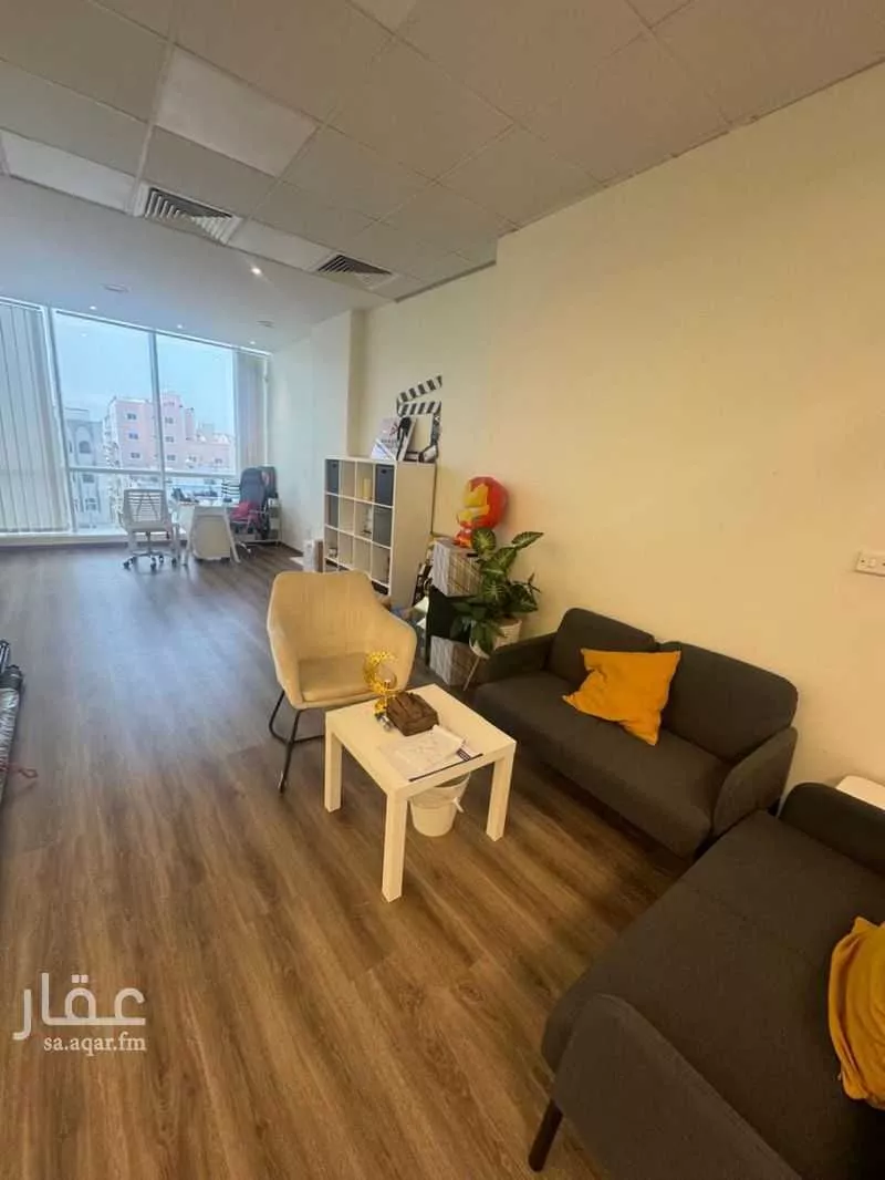 24 bedroom office in Al Faisaliyyah, Jeddah 6