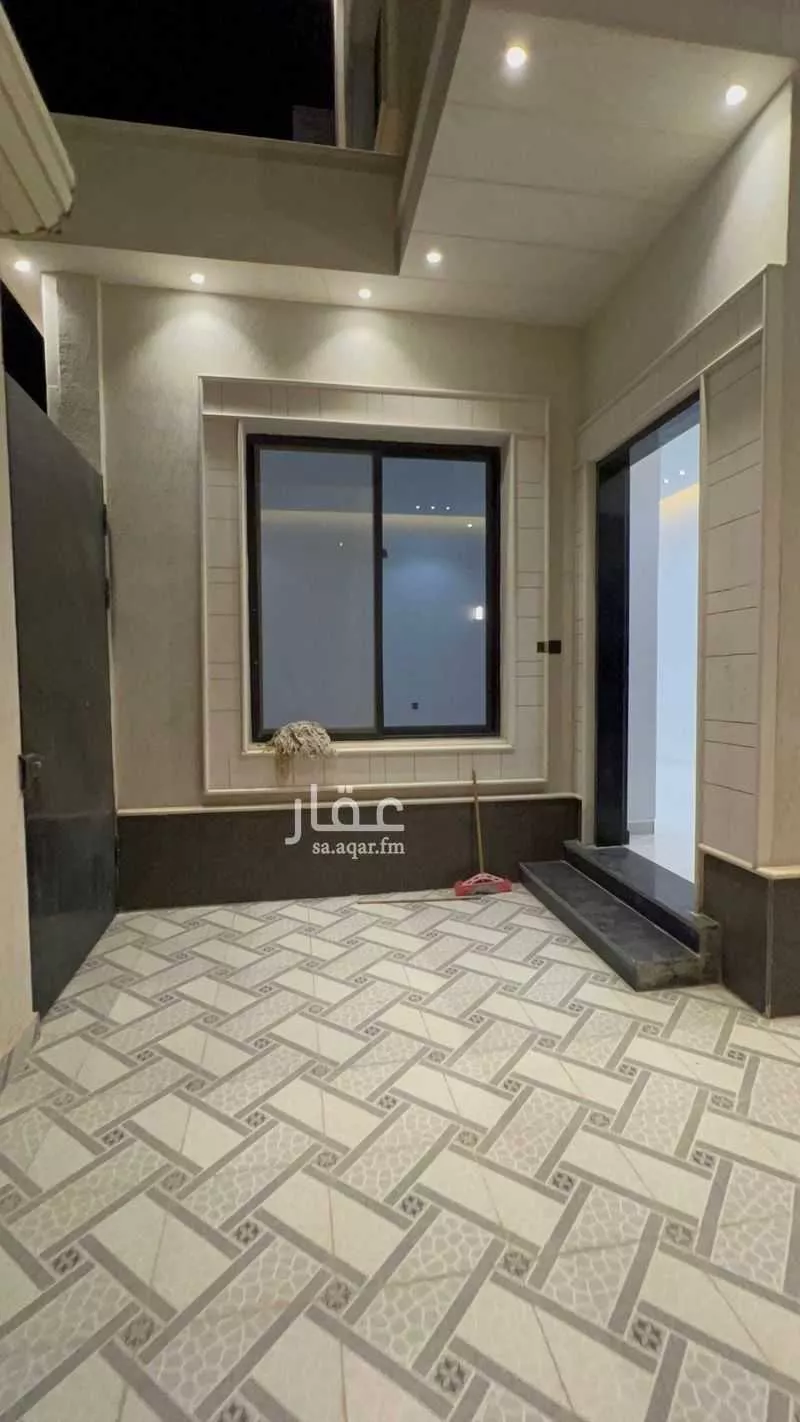 فيلا 6 غرف في الجنادرية 1