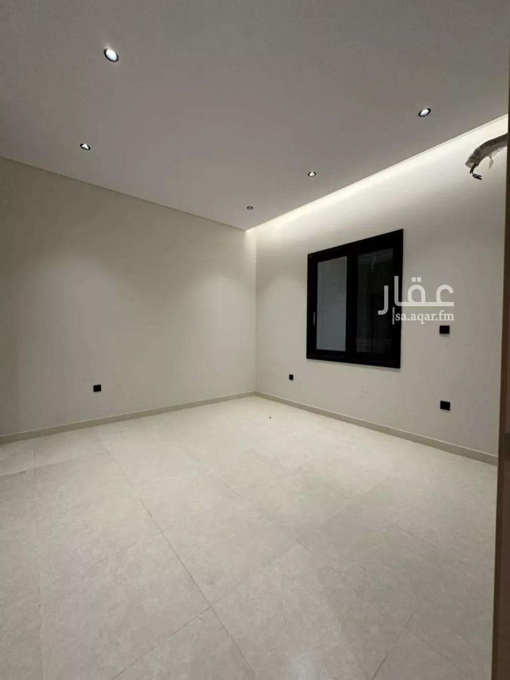 شقة 3 غرف في النزهة 2