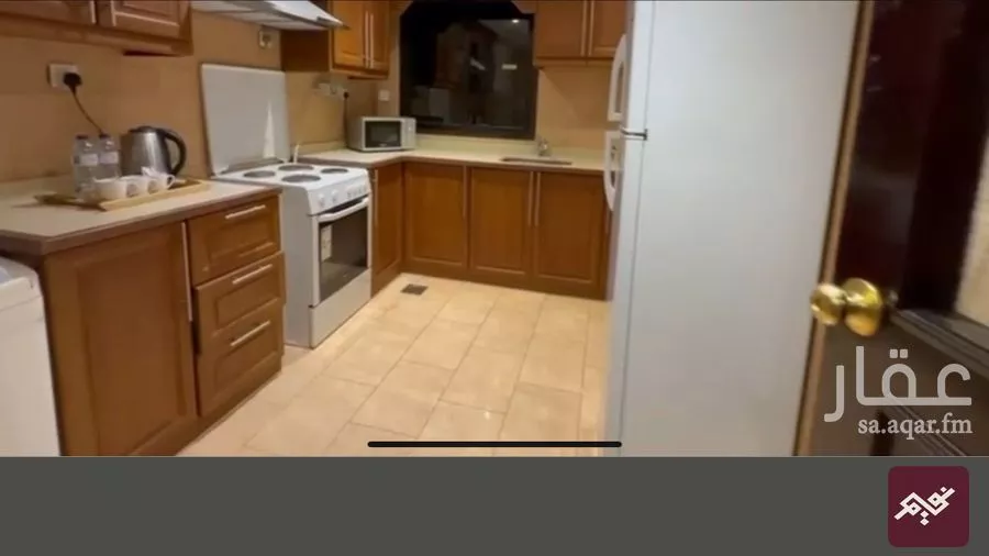 شقة 5 غرف في المنطقة المركزية 3