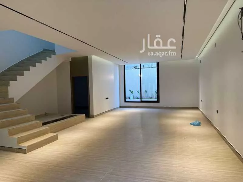 6 bedroom villa in Ash Sharq 4