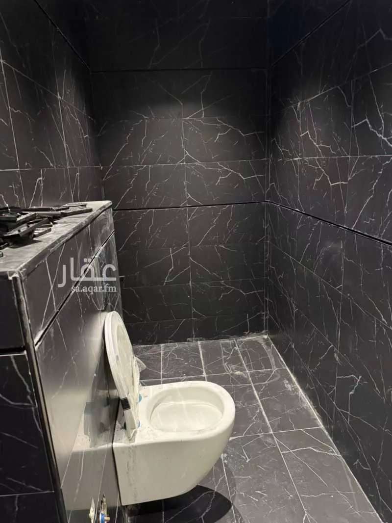 6 bedroom villa in Ash Sharq 5