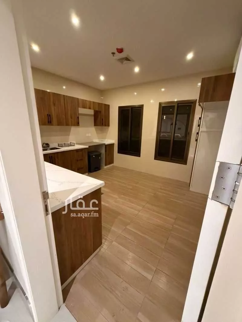 شقة 3 غرف في الحمرا 3