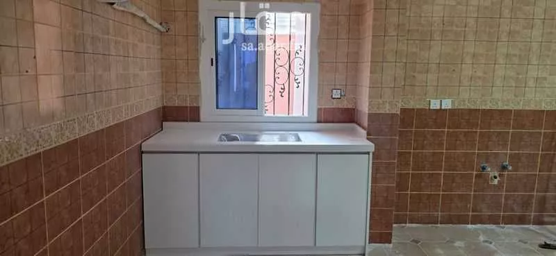 فيلا 8 غرف في ابحر الشمالية 3