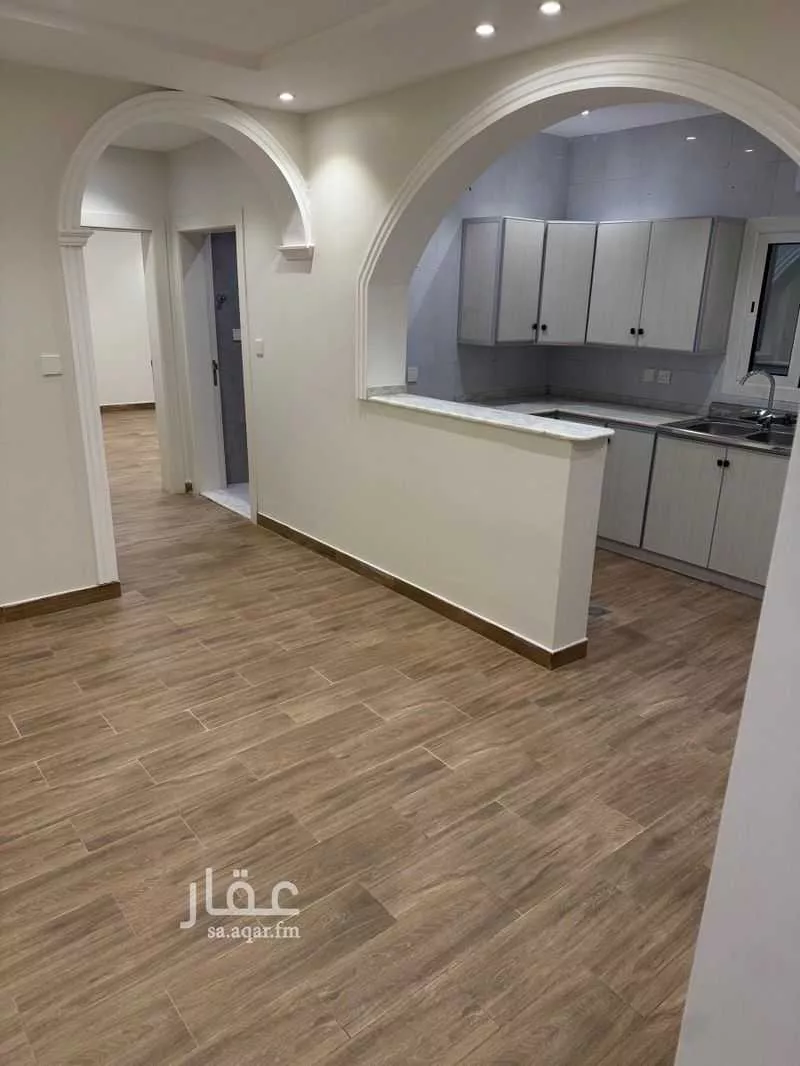 شقة 4 غرف في الروضة 2