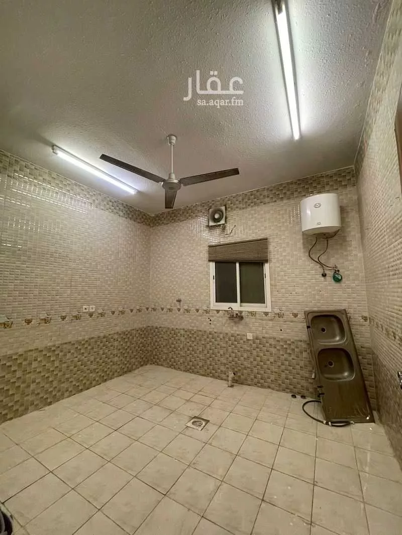 شقة 4 غرف في الرمال 4