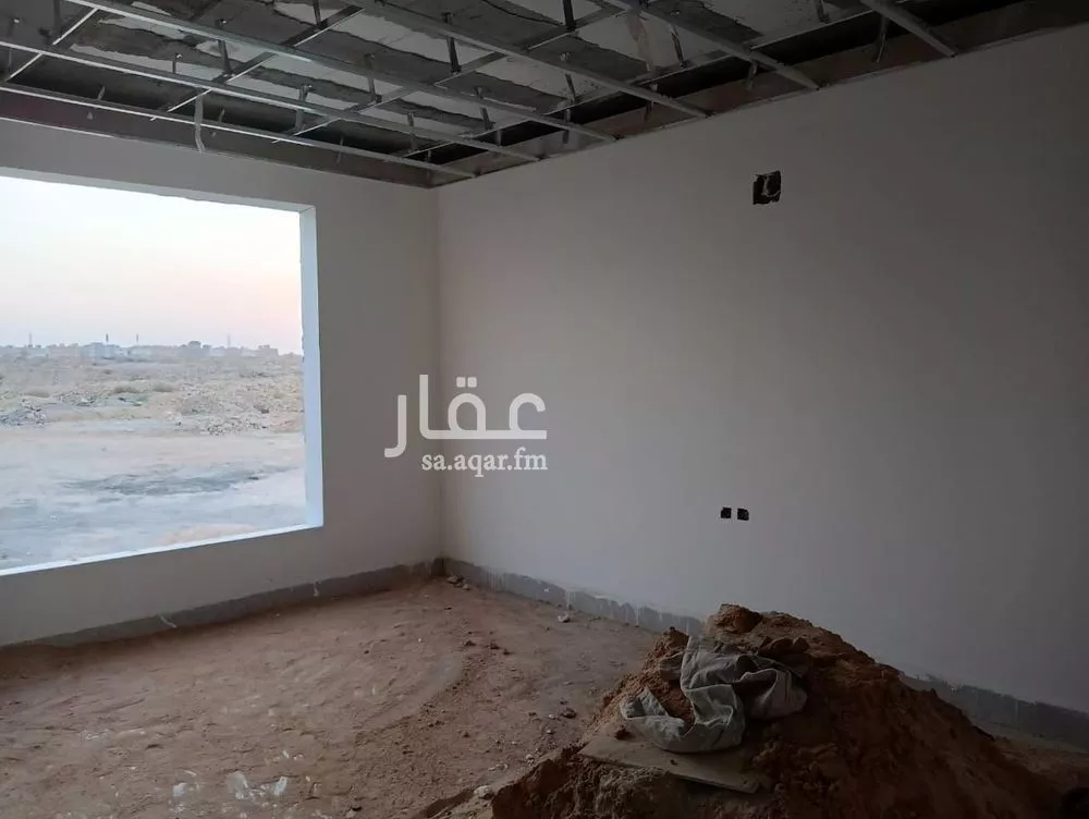 4 bedroom villa in Dhahrat Laban, Riyadh 6
