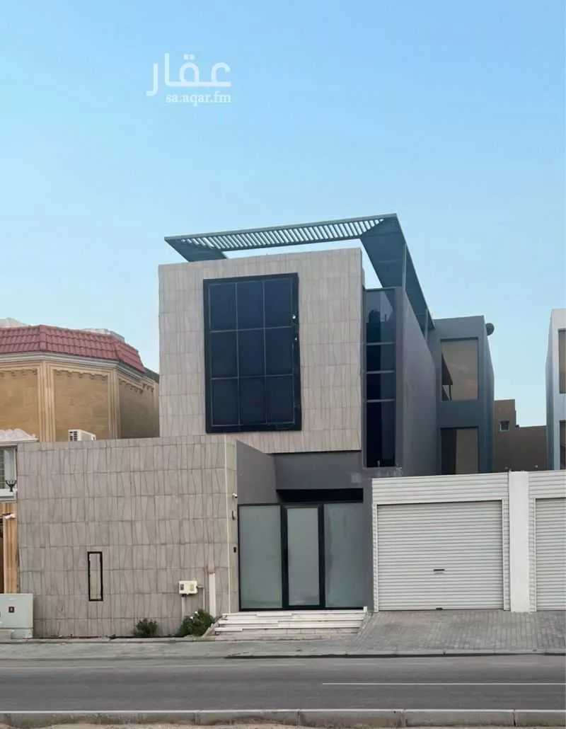 فيلا 7 غرف في البحيرة 1