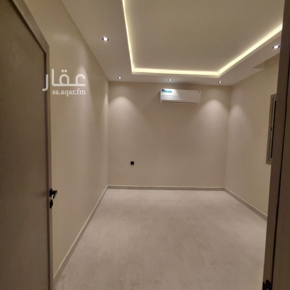 4 bedroom villa in Granada, Riyadh 7