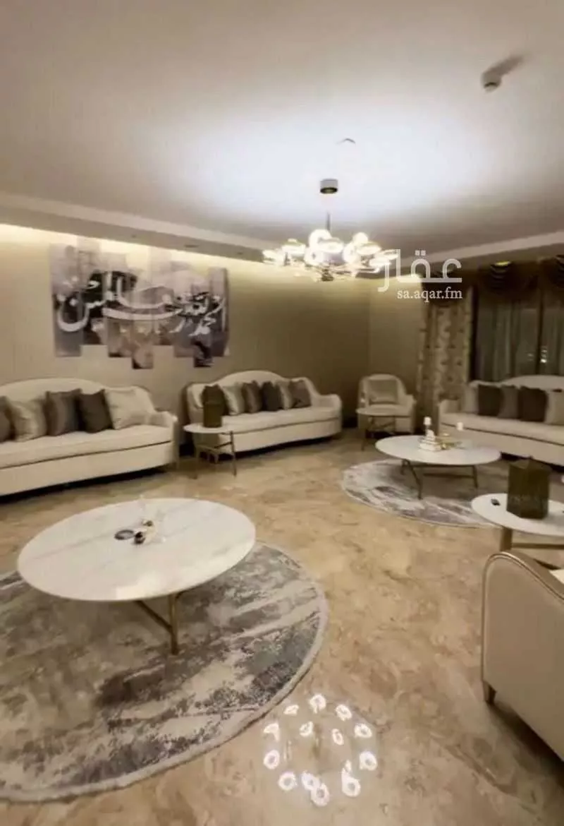 فيلا 8 غرف في النعيم 3