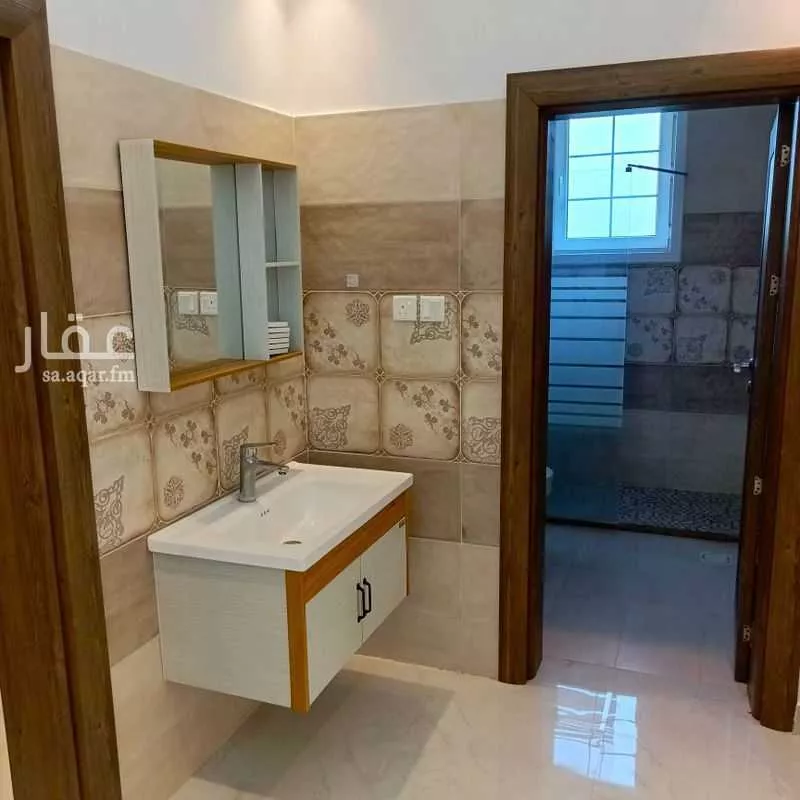 5 bedroom apartment in Al Rabwa, Jeddah 5