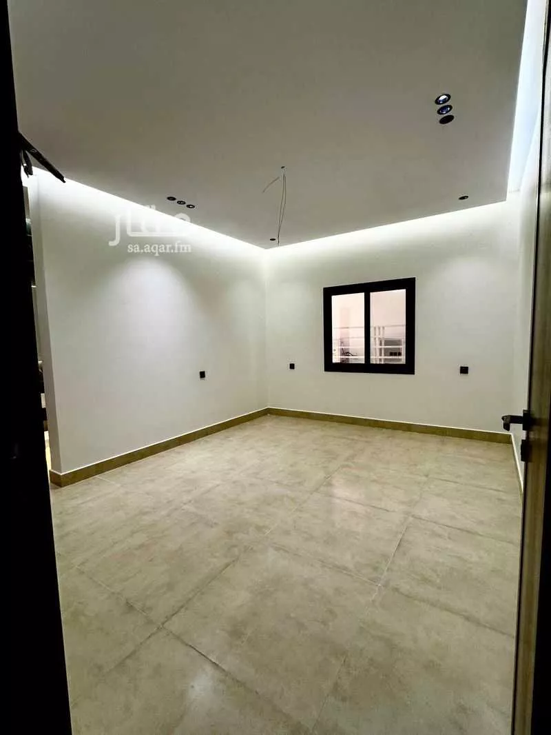 شقة 6 غرف في النعيم 5