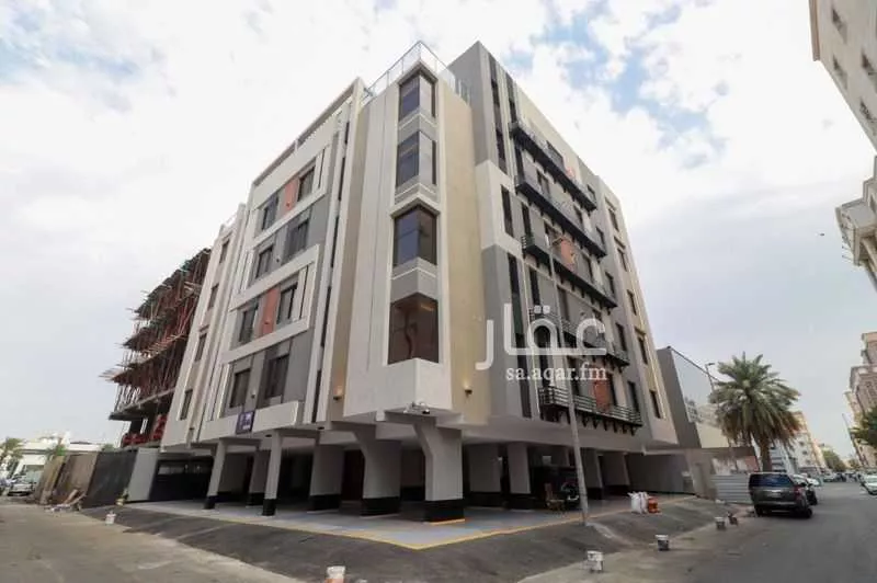 شقة 4 غرف في الروضة 2